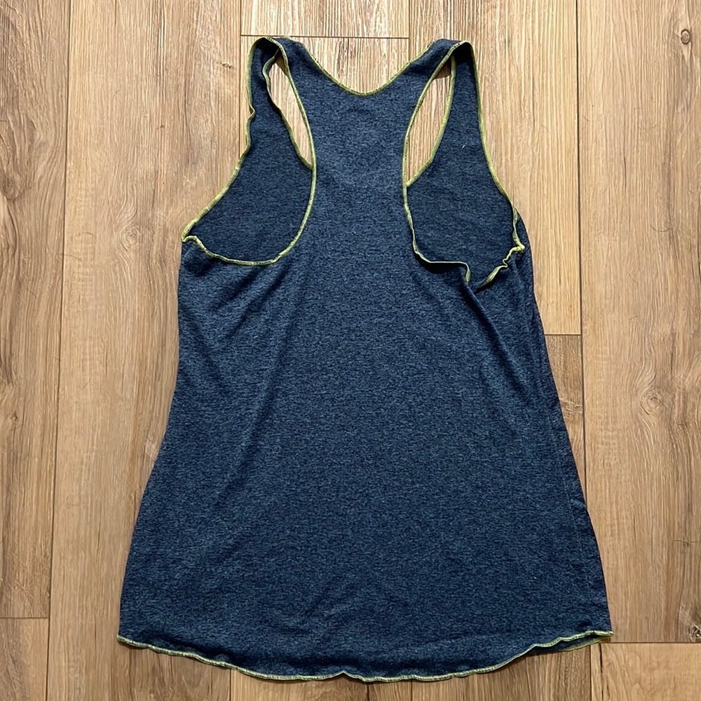 The North Face Racerback Tank-Size Medium - Picture 4 of 4